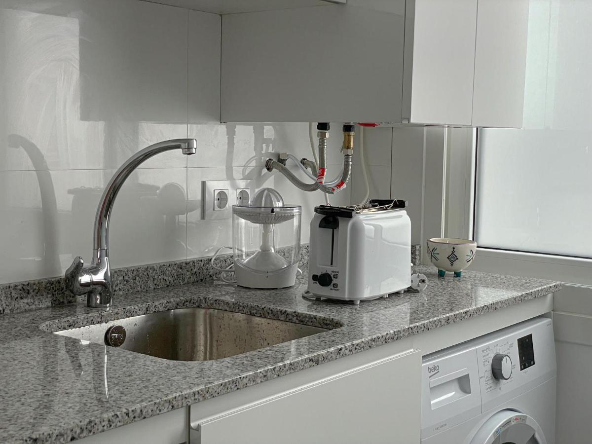 Housingcoruna Riazor Playa A Coruña Εξωτερικό φωτογραφία